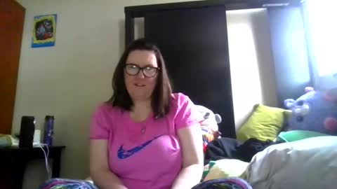 fuzzypeaches87 online show from 21, 3, 2026