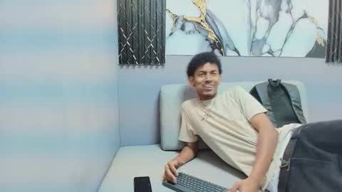 fykmor online show from 21, 11, 2025