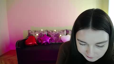 Jaklin online show from 4, 3, 2025