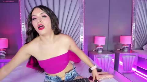 Gabbybale  online show from 9, 11, 2025