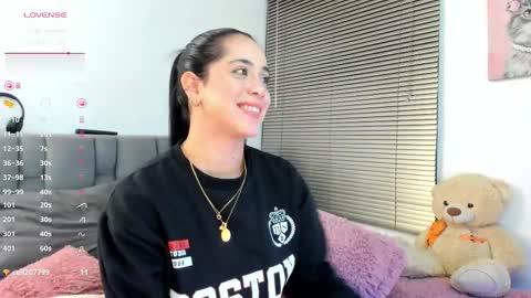 Snapshot of gabi_boom chatting on 12, 11, 2025 Gabriela online show from 12, 11, 2025