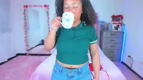 gabi_jhons_23 online show from 24, 9, 2025