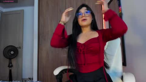 Gabriella Marcillo online show from 18, 5, 2026