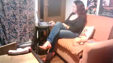 Snapshot of gabitg chatting on 12, 3, 2025 Gabi online show from 12, 3, 2025
