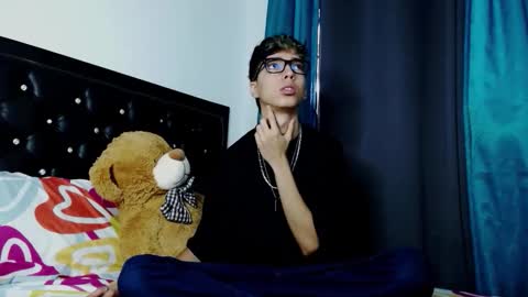 Snapshot of gabriel_x18 chatting on 9, 2, 2026 gabriel_x18 online show from 9, 2, 2026