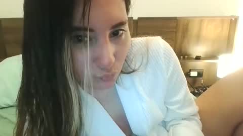 Snapshot of gabriela_miller_2 chatting on 6, 5, 2026 Gabriela Miller online show from 6, 5, 2026