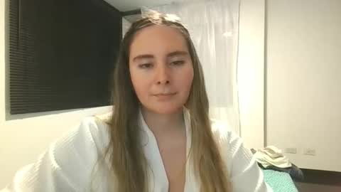 Snapshot of gabriela_miller_2 chatting on 22, 5, 2026 Gabriela Miller online show from 22, 5, 2026