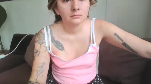 Snapshot of gabriela_miller_2 chatting on 29, 5, 2026 Gabriela Miller online show from 29, 5, 2026