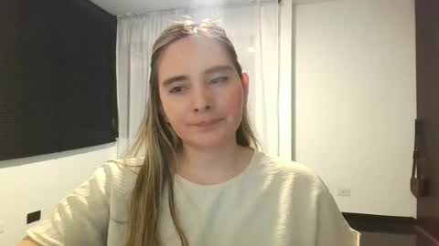 Snapshot of gabriela_miller_2 chatting on 23, 6, 2026 Gabriela Miller online show from 23, 6, 2026