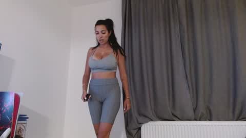 i love to squirt online show from 4, 2, 2025