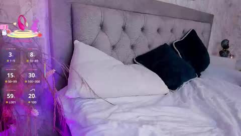   online show from 17, 12, 2025