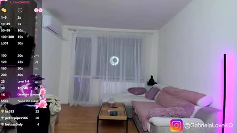 Snapshot of gabrielalove_ chatting on 19, 2, 2025 Gabrielaaaa online show from 19, 2, 2025