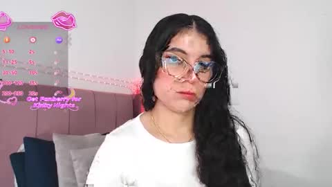 Snapshot of gabrielarossa chatting on 18, 12, 2025 GabrielaRossa online show from 18, 12, 2025
