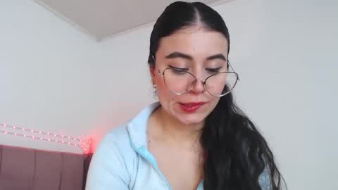 Snapshot of gabrielarossa chatting on 3, 3, 2026 GabrielaRossa online show from 3, 3, 2026