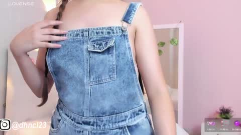 Snapshot of gabriellahoney18 chatting on 31, 1, 2025 Gabriella online show from 31, 1, 2025