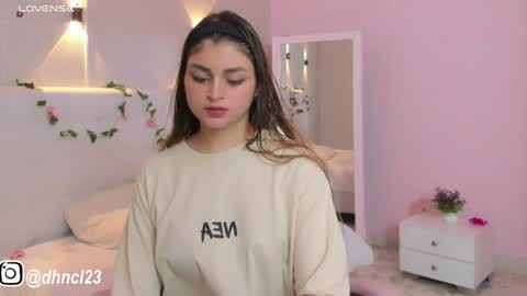 Snapshot of gabriellahoney18 chatting on 8, 2, 2025 Gabriella online show from 8, 2, 2025