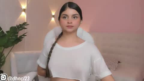 Snapshot of gabriellahoney18 chatting on 24, 11, 2025 Gabriella online show from 24, 11, 2025