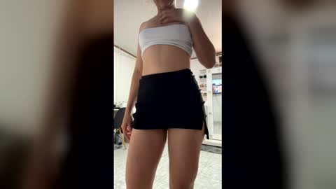 Snapshot of gabriellahoney18 chatting on 14, 12, 2025 Gabriella online show from 14, 12, 2025