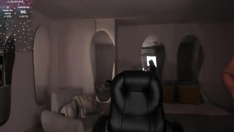 Gabriella Lee online show from 25, 11, 2025