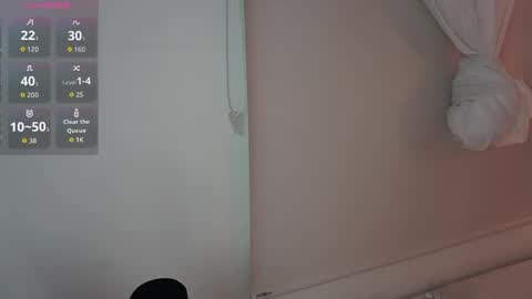 Gaby evansz online show from 13, 4, 2026