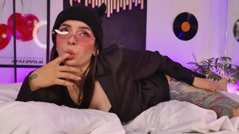 Snapshot of gaby_mason chatting on 7, 11, 2025 Gaby online show from 7, 11, 2025