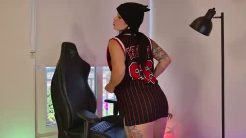 Snapshot of gaby_mason chatting on 11, 6, 2026 Gaby online show from 11, 6, 2026