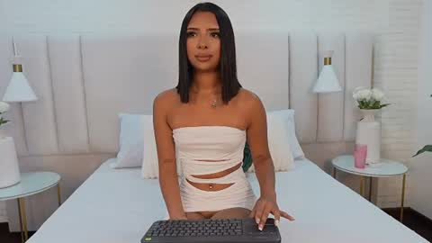 Snapshot of gabyjones__ chatting on 11, 6, 2026 Camila online show from 11, 6, 2026