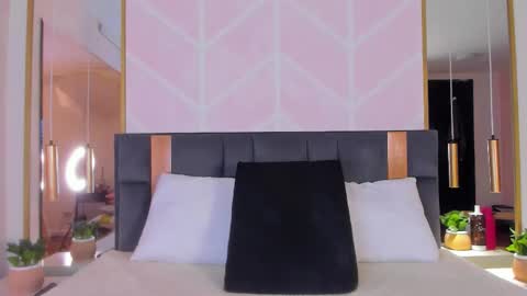 Gaby online show from 10, 11, 2025