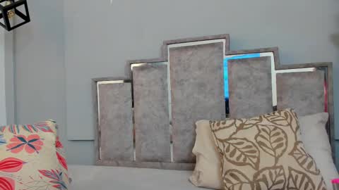 gabyyjones online show from 22, 2, 2025