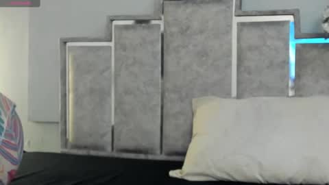 gabyyjones online show from 3, 10, 2025