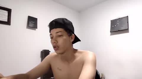 Snapshot of gadiel_sex chatting on 19, 10, 2025 gadiel_sex online show from 19, 10, 2025