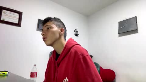 gadiel_sex online show from 18, 4, 2026
