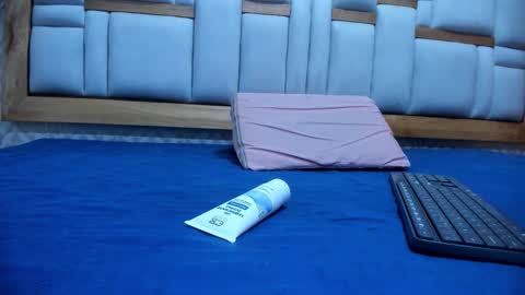 galaanderson online show from 14, 11, 2025