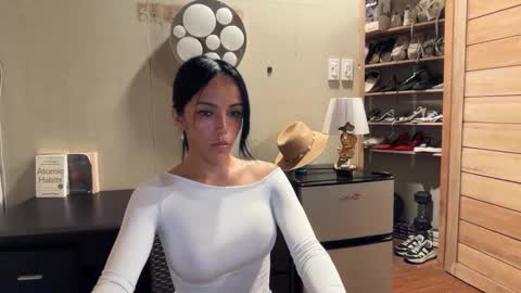 Snapshot of galileii chatting on 19, 11, 2025 galileii online show from 19, 11, 2025