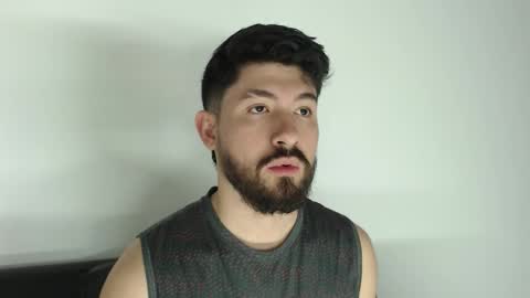 Snapshot of galit_g chatting on 17, 11, 2025 Gari online show from 17, 11, 2025