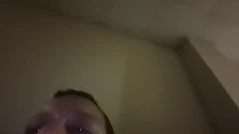 Gallitocaliente online show from 17, 11, 2025