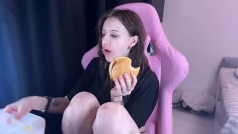 Snapshot of gamachu_ulfinaa chatting on 31, 7, 2026 GaamachuuUlfinaa online show from 31, 7, 2026
