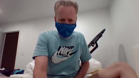 Snapshot of gamerboy200 chatting on 17, 9, 2025 gamerboy200 online show from 17, 9, 2025