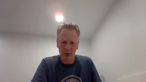 Snapshot of gamerboy200 chatting on 23, 9, 2025 gamerboy200 online show from 23, 9, 2025