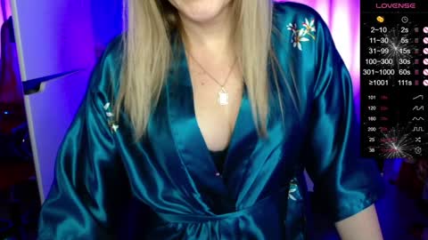 Snapshot of ganet469 chatting on 12, 1, 2025 Janette online show from 12, 1, 2025