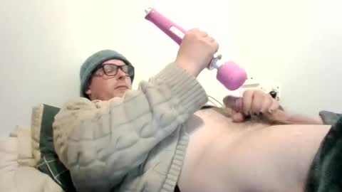 Snapshot of ganjaapprentice chatting on 9, 11, 2025 ganjaapprentice online show from 9, 11, 2025