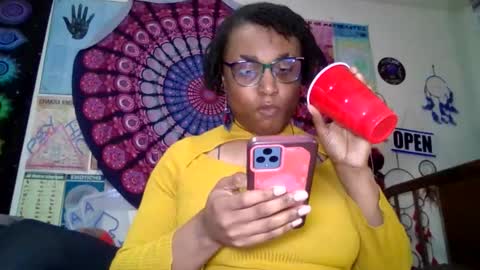Snapshot of gardeniaspear chatting on 28, 4, 2026 Gardenia online show from 28, 4, 2026