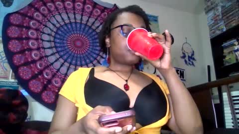 Snapshot of gardeniaspear chatting on 12, 5, 2026 Gardenia online show from 12, 5, 2026