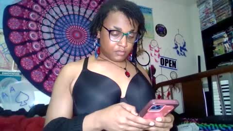 Snapshot of gardeniaspear chatting on 15, 5, 2026 Gardenia online show from 15, 5, 2026