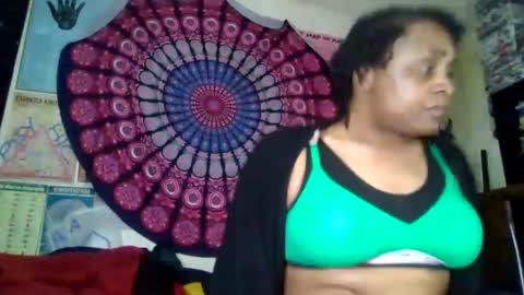 Snapshot of gardeniaspear chatting on 27, 5, 2026 Gardenia online show from 27, 5, 2026