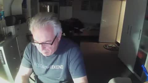 Snapshot of gargamil chatting on 6, 11, 2025 gargamil online show from 6, 11, 2025