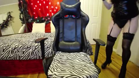 Gartersex online show from 5, 12, 2024