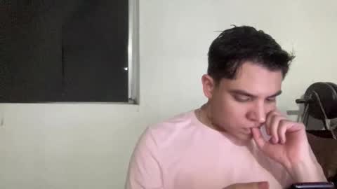 garypinepineapple online show from 7, 6, 2026