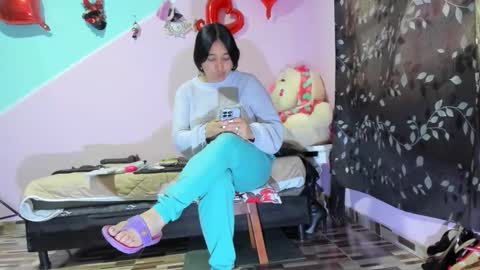 Snapshot of gaticahot001 chatting on 22, 10, 2025 Diana online show from 22, 10, 2025