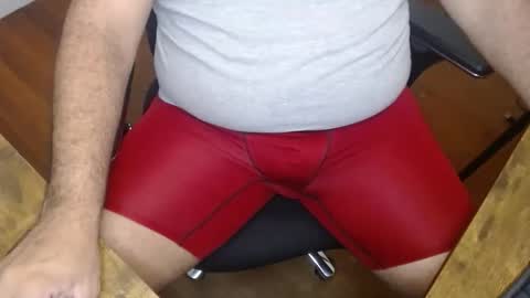 Snapshot of gato27cam chatting on 27, 11, 2025 Marco online show from 27, 11, 2025